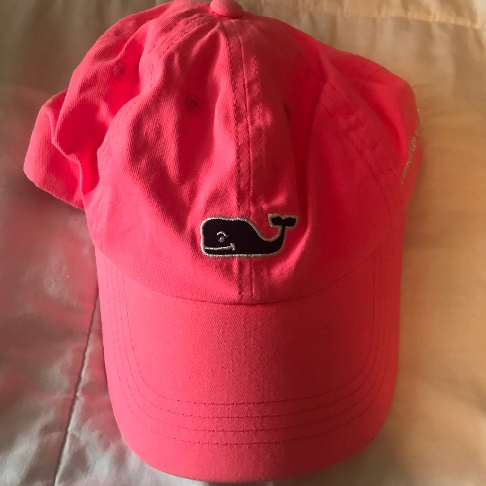 Hot pink vineyard vines hat